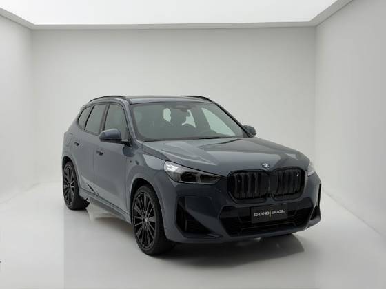 BMW iX1 ELÉTRICO XDRIVE30 M SPORT BMW iX1 ELÉTRICO XDRIVE30 M SPORT